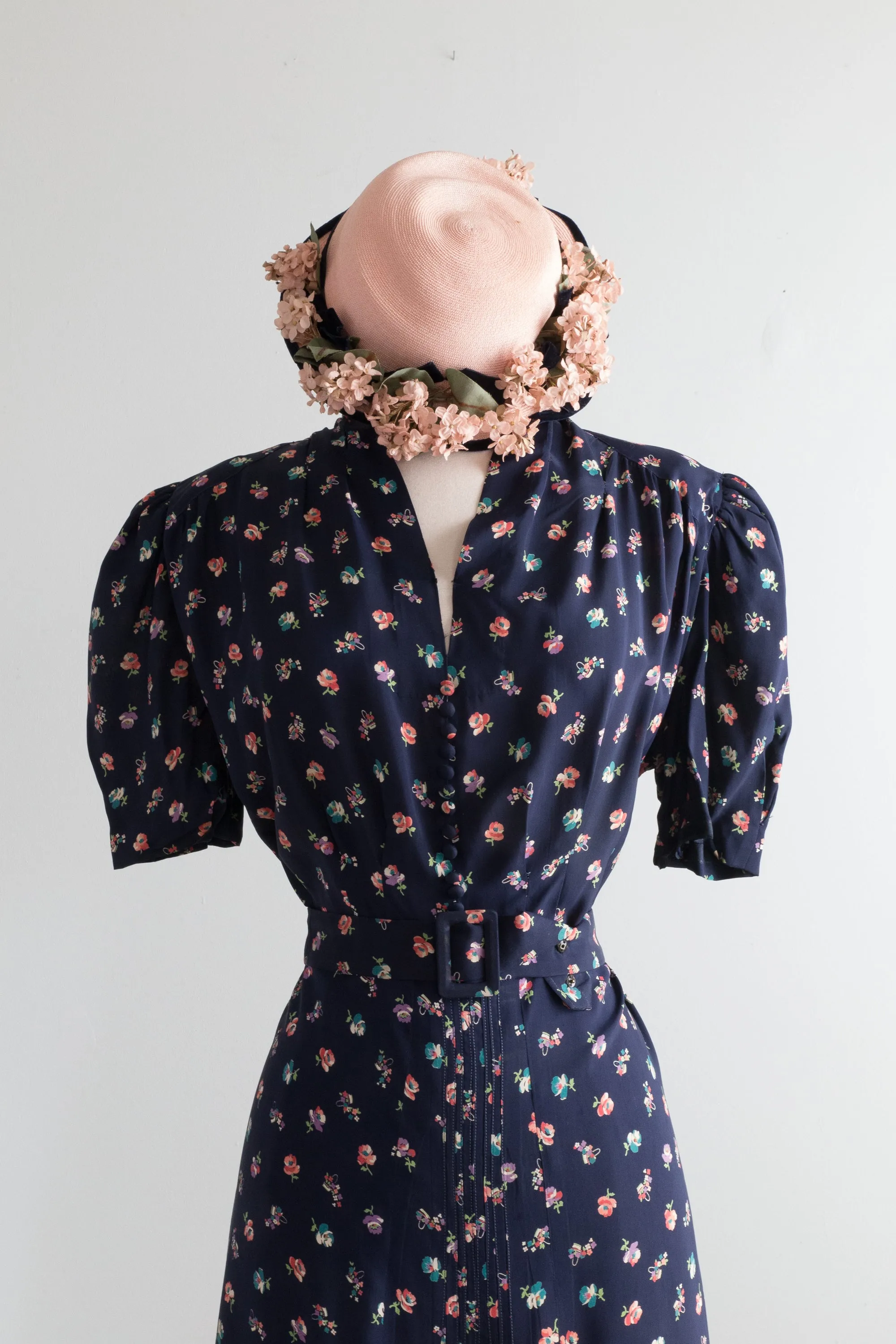 Beautiful 1940's Rayon Floral Print Day Dress With Matching Hat / ML