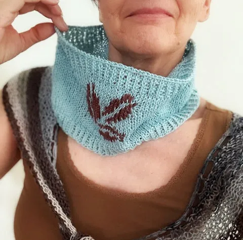 Coffee bean cowl