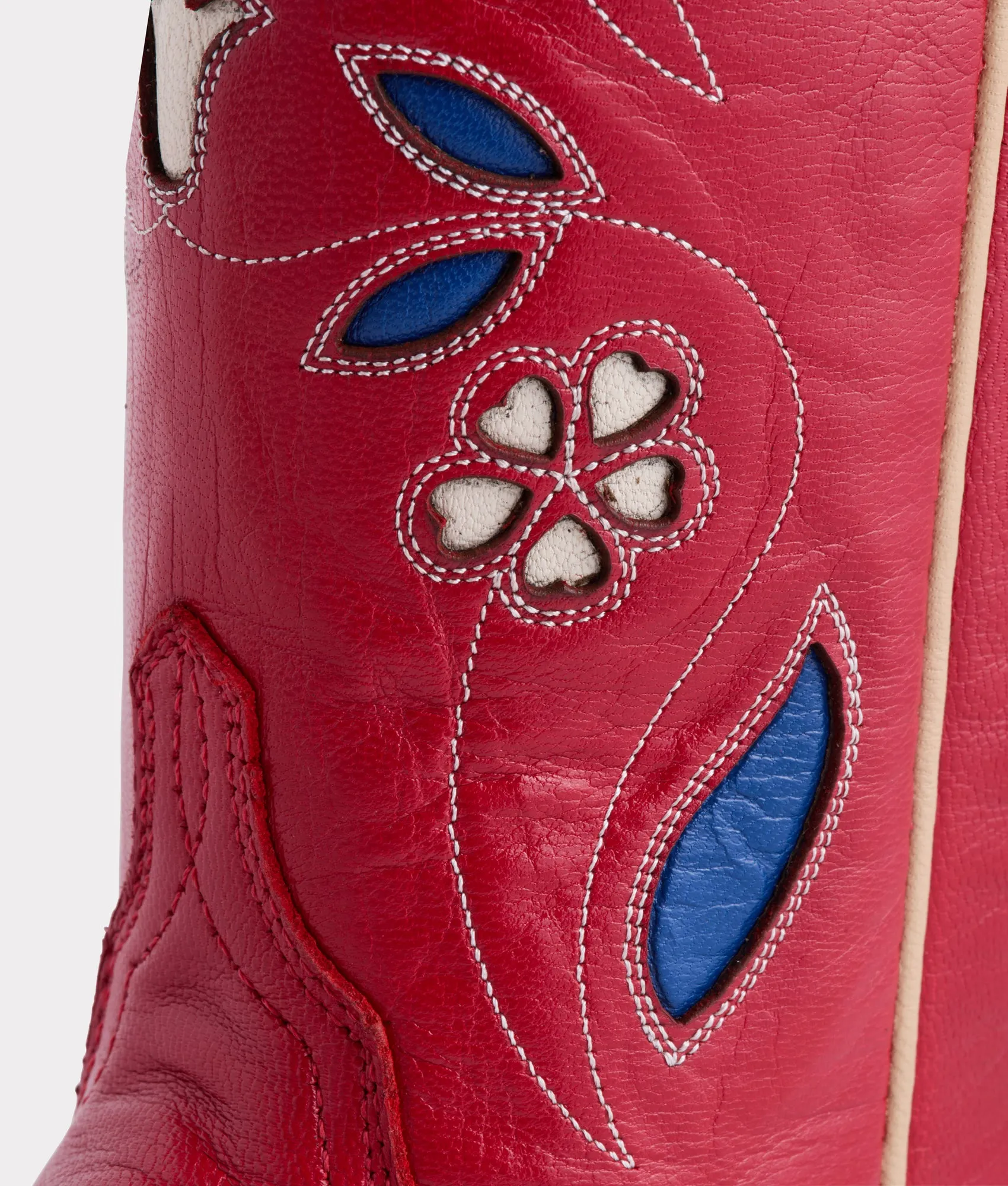 Little Reata :: Red