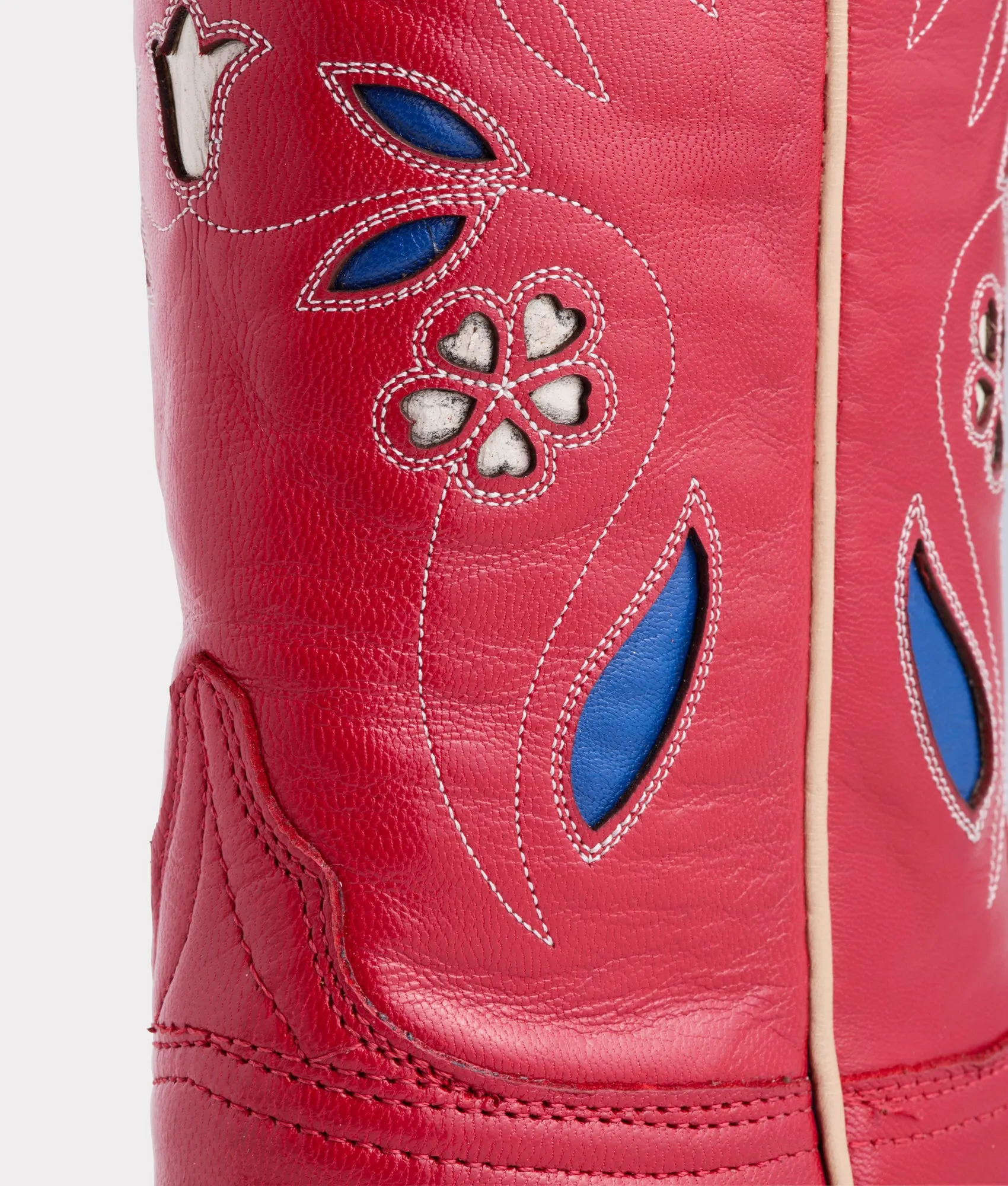 Little Reata :: Red