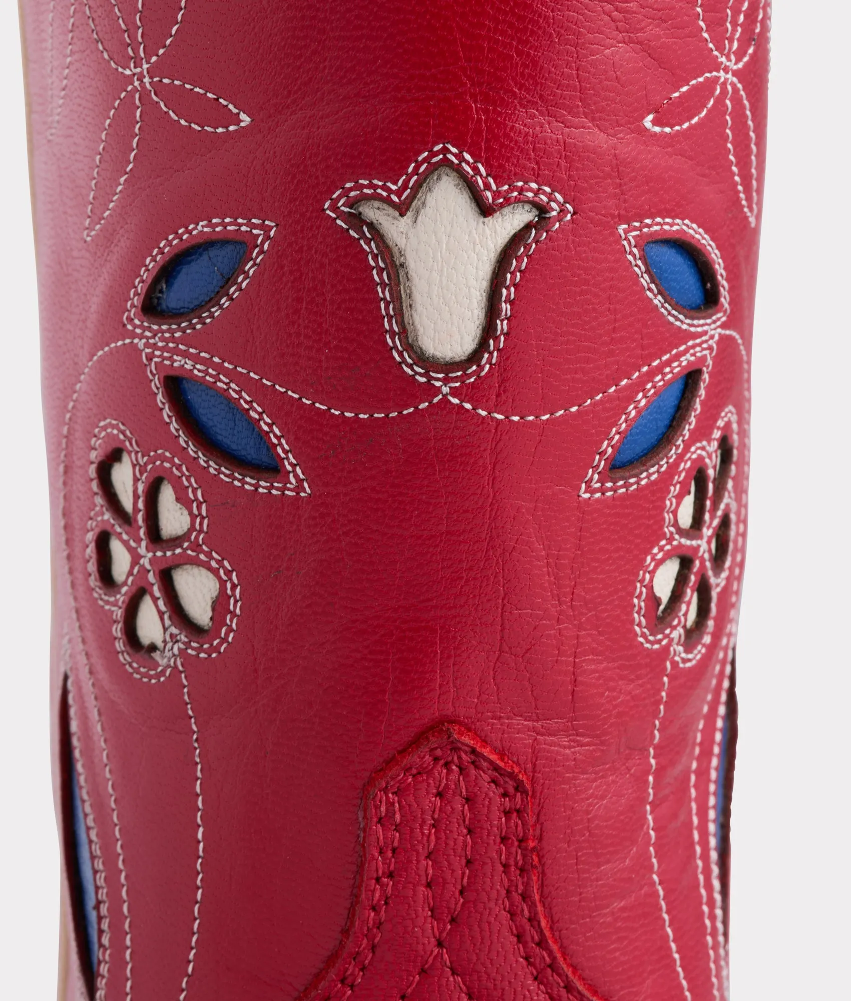 Little Reata :: Red